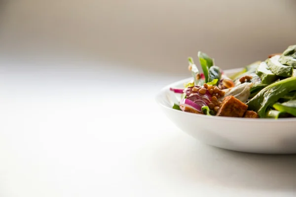 Salada de Quinoa Nutritiva e Colorida